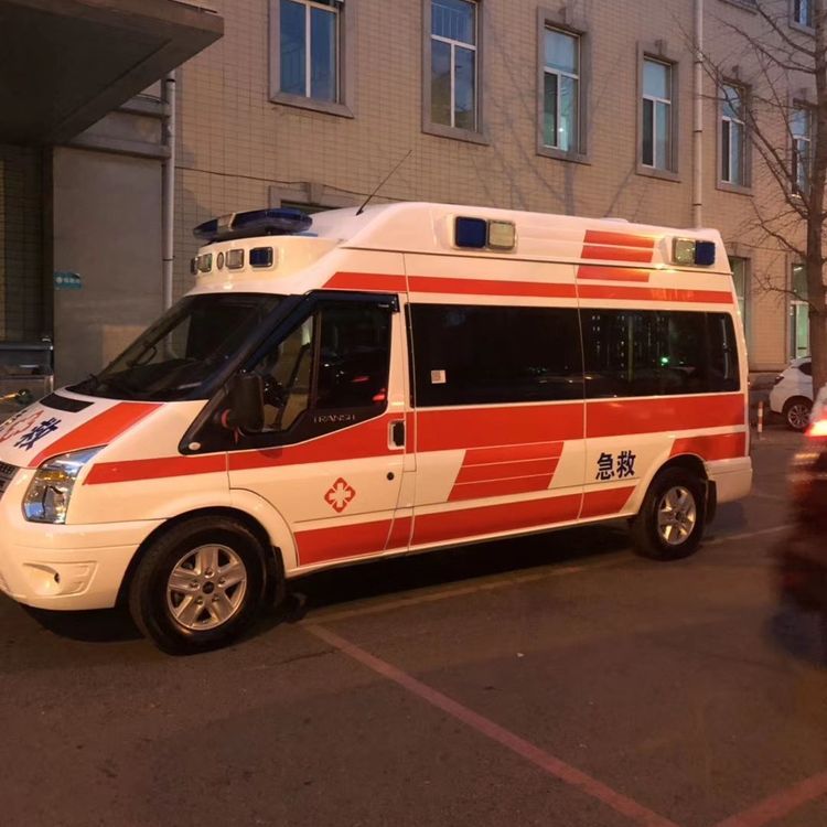 威远夜间租赁救护车护送病人转院：安全转运的 8 大核心注意事项